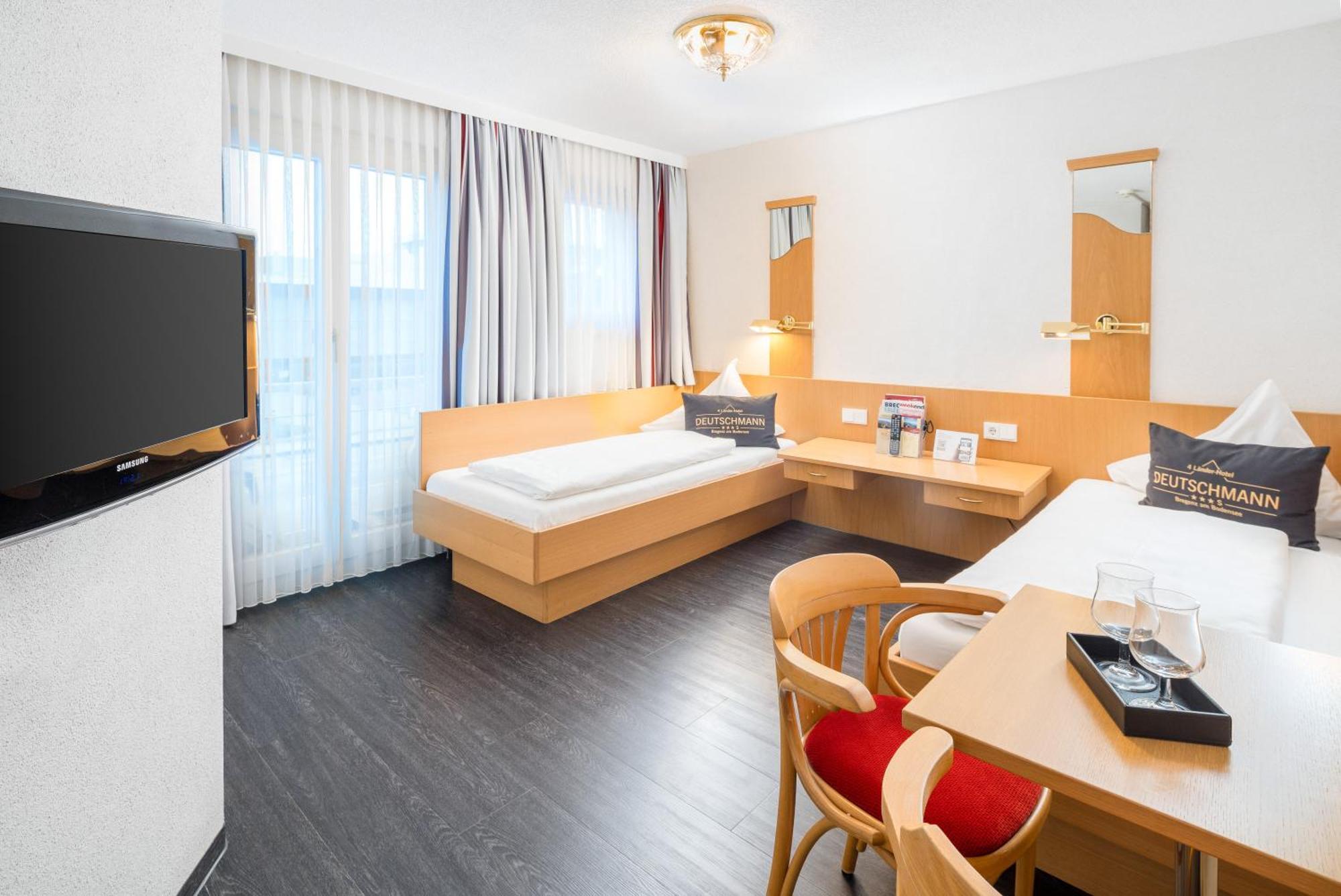 4-Laender-Hotel Deutschmann Брегенц Екстериор снимка